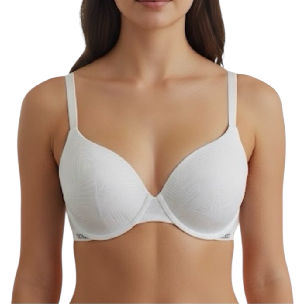 Victoria’s Secret White Leaf Embossed T-Shirt Lightly Lined Demi Bra Size 32DD